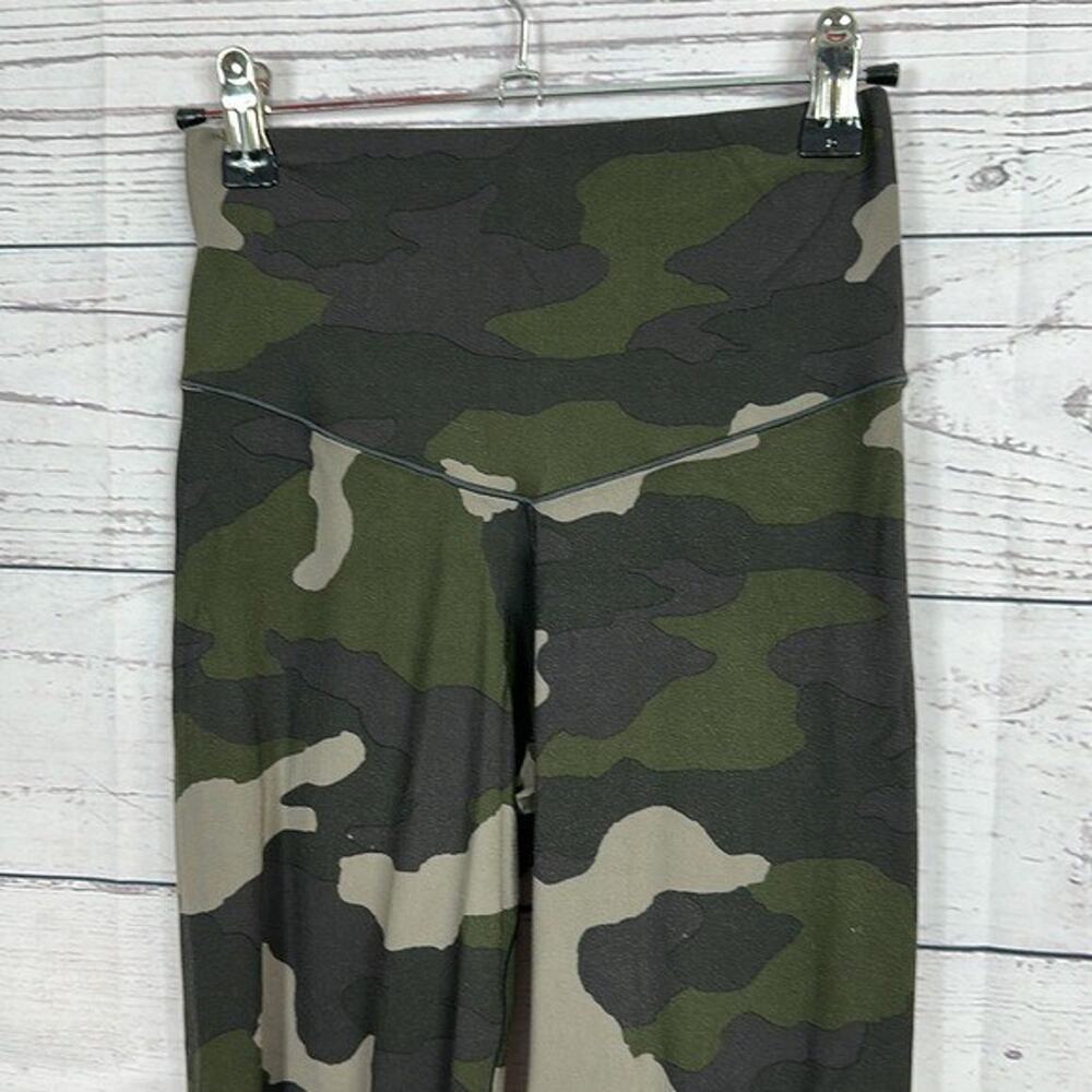 Offline Aerie Leggings Womens Medium Camo Green 7/8 Real me Soft Casual - Picture 5 of 9